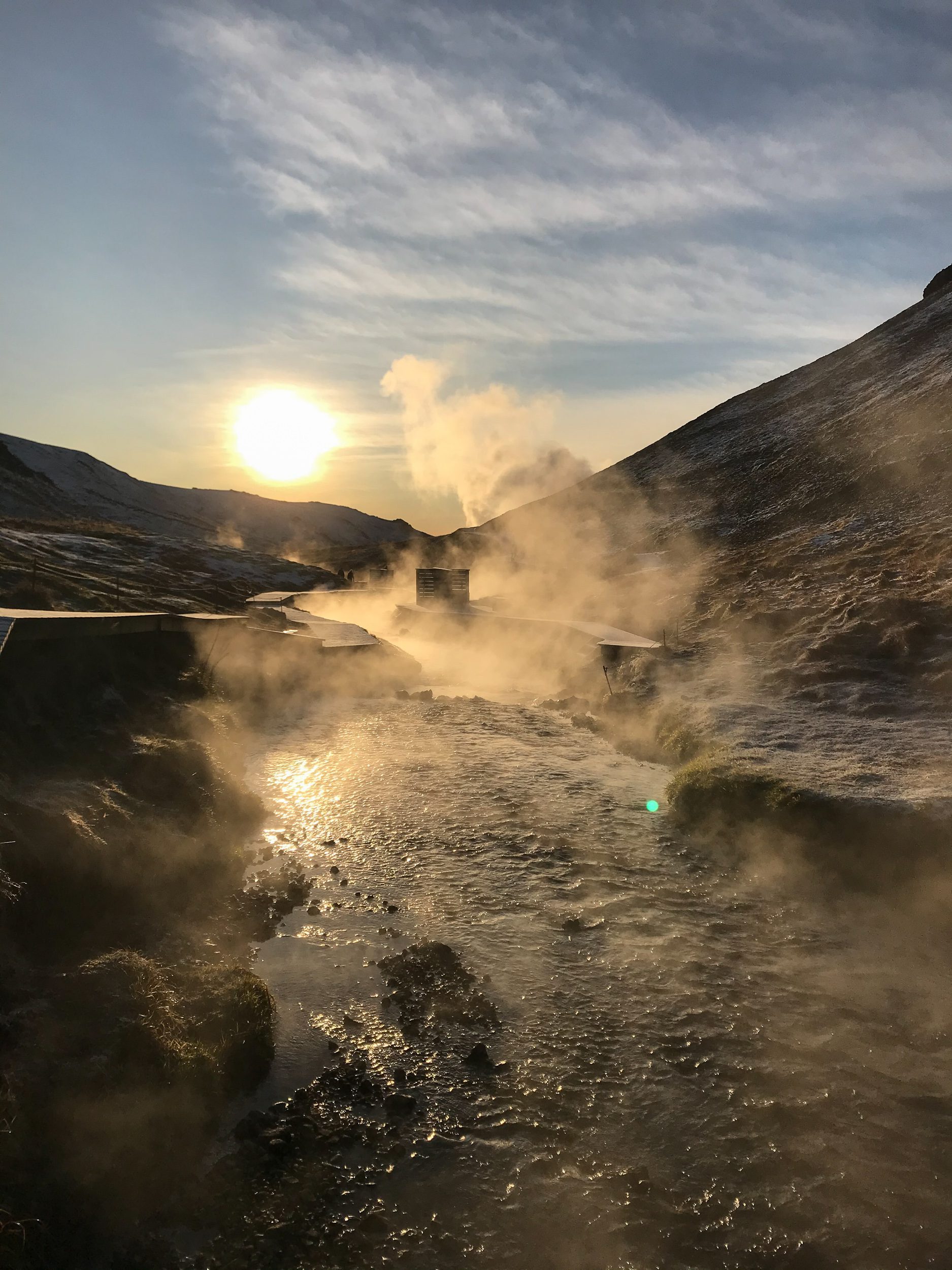 Visiter l'Islande en hiver - sources chaudes