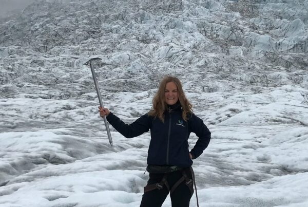 Marcher sur glacier, activité en hiver en Islande